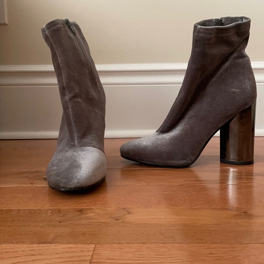 Grey velvet ankle boots with silver block heel.